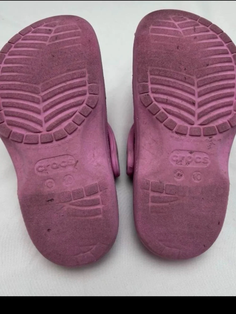Kids Crocs Pink Lightweight Clog Shoes with Fun Charms C10